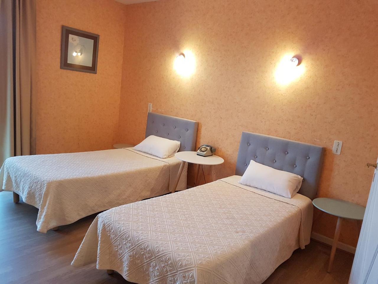 Hotel Du Commerce Chez Stephane Roumazieres ภายนอก รูปภาพ